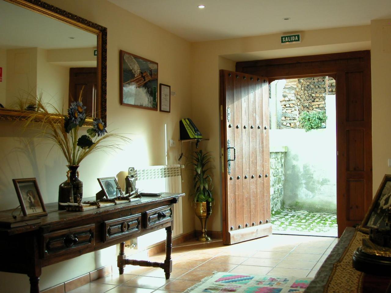 Casa Rural Ornat Etxea Vidangoz Extérieur photo